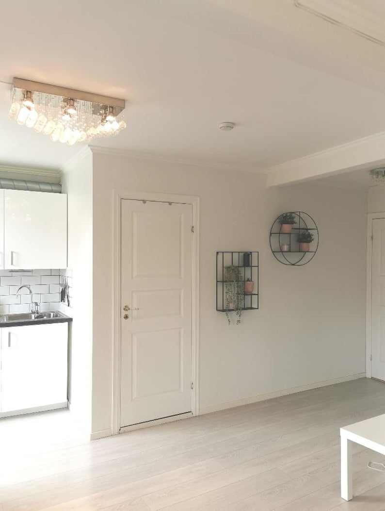 Appartement Lys Og Praktisk 2 Roms Solsiden *